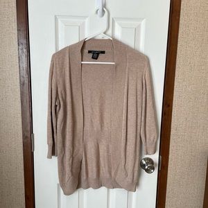 Tan 3/4 Sleeve Light Sweater